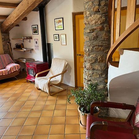 Chambres D'Hotes Gite Saint Roch Tuchan Esterno foto
