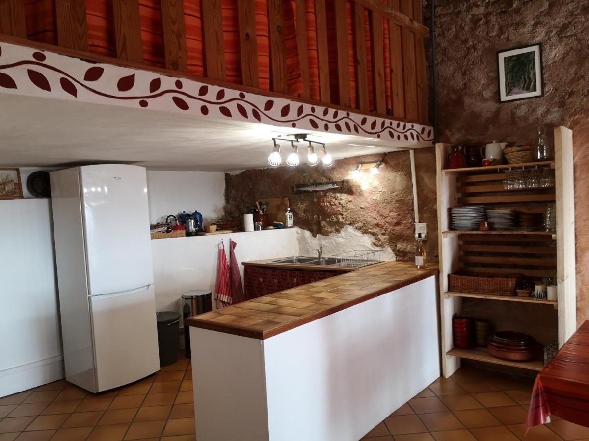 Chambres D'Hotes Gite Saint Roch Tuchan Esterno foto
