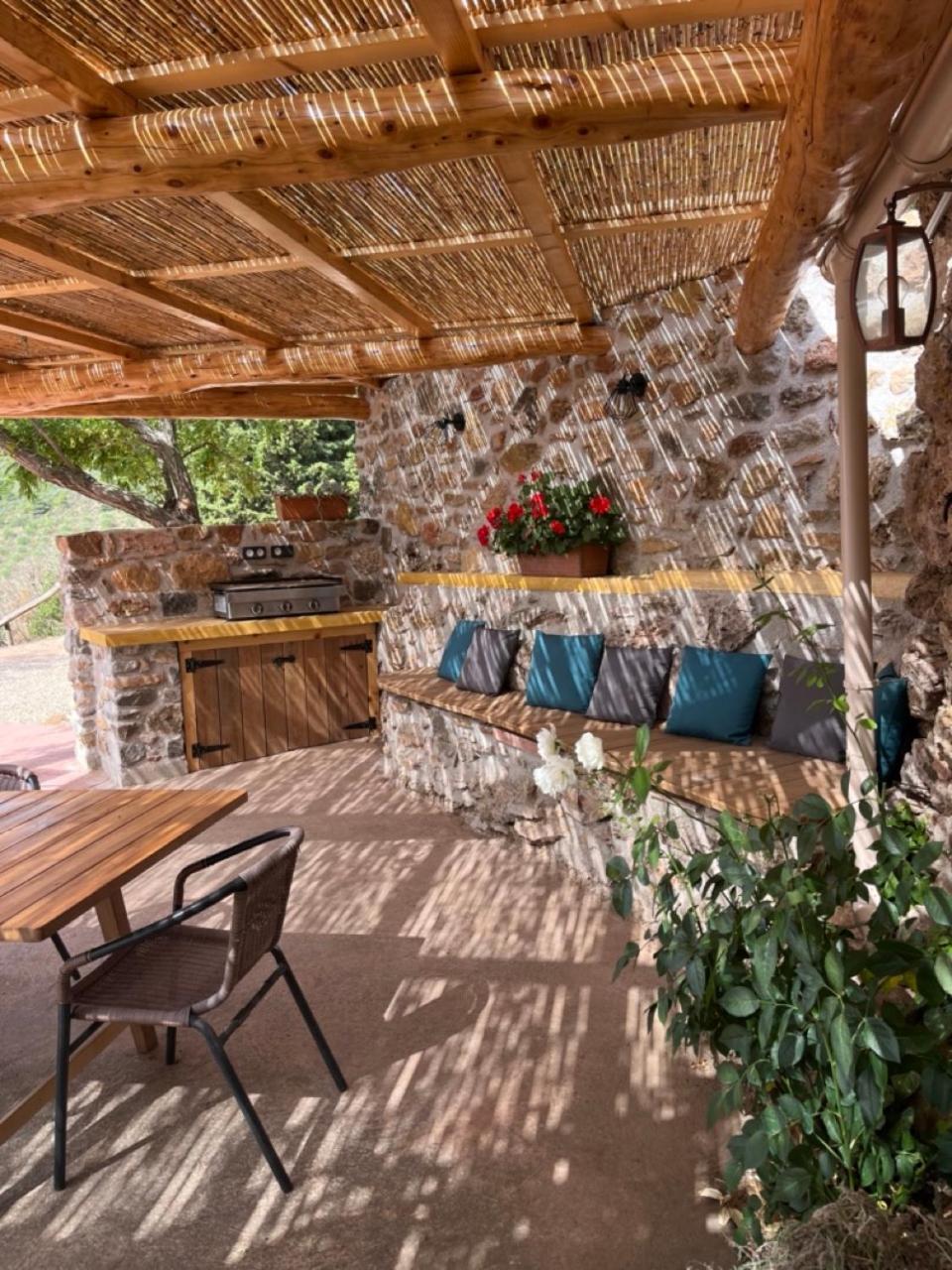 Chambres D'Hotes Gite Saint Roch Tuchan Esterno foto