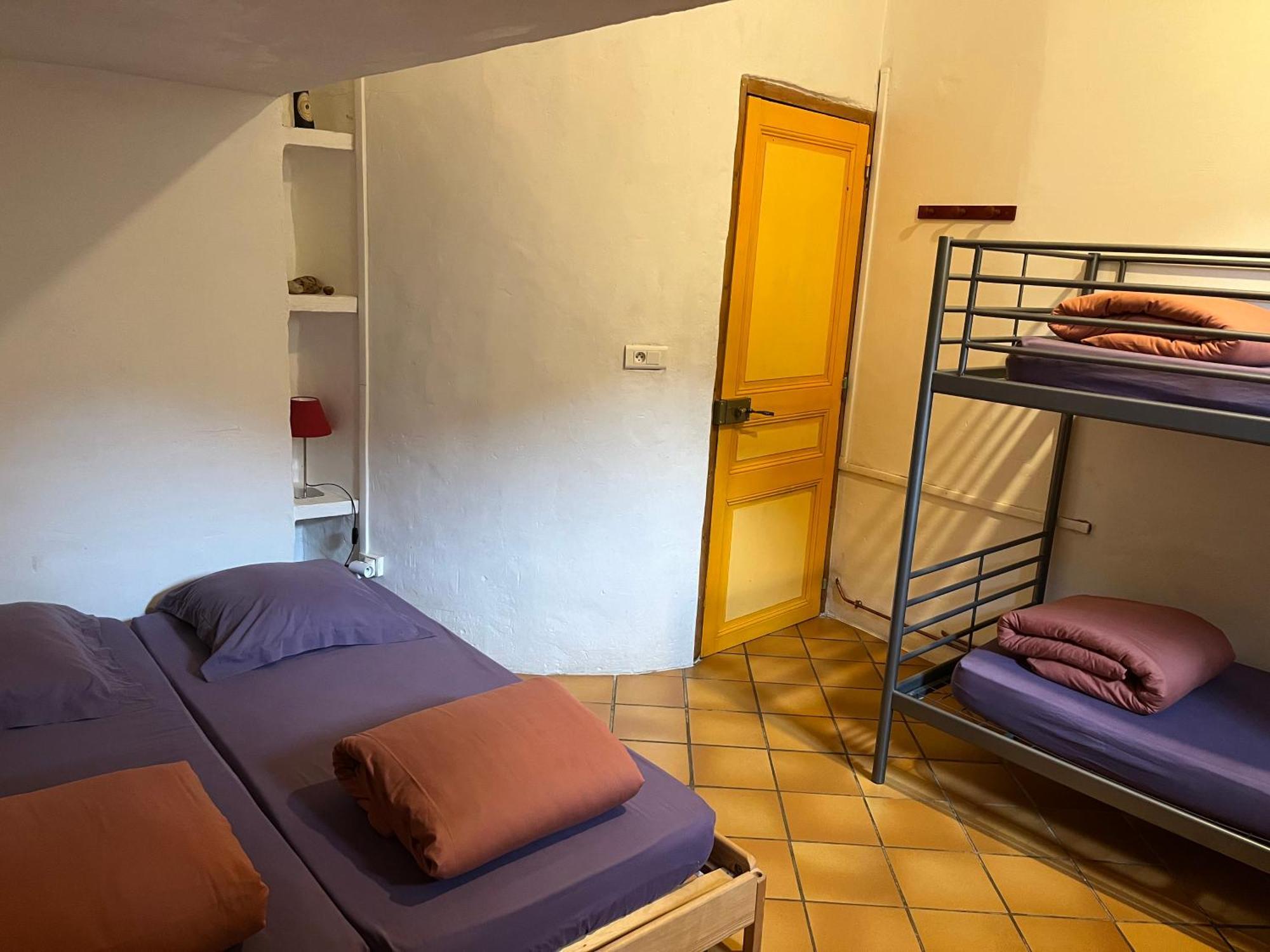 Chambres D'Hotes Gite Saint Roch Tuchan Esterno foto